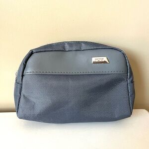 Gray Tumi Men's Toiletry Bag